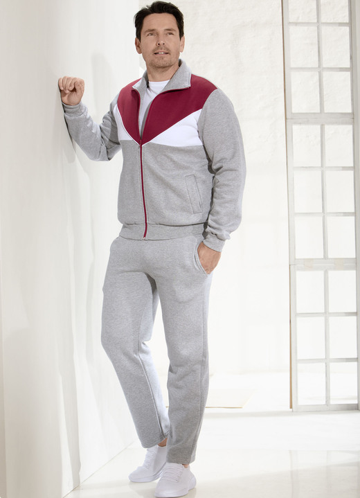 - Freizeitanzug mit Seitentaschen, in Größe 024 bis 060, in Farbe SILBERGRAU MELIERT-ROT Ansicht 2