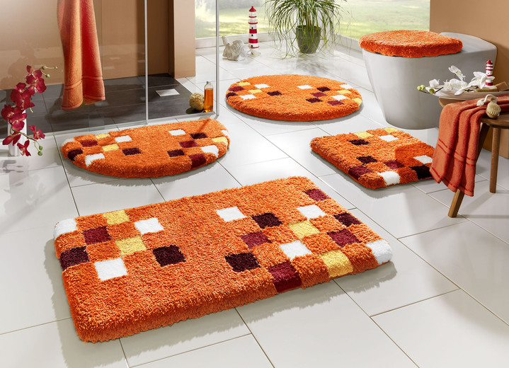 Badgarnituren - Badgarnitur mit latexierter, rutschhemmender Rückseite, in Größe 100 (Vorleger halbrund, 50/ 80 cm) bis 112 (WC-Deckelbezug, 47/ 50 cm), in Farbe BRAUN Ansicht 3