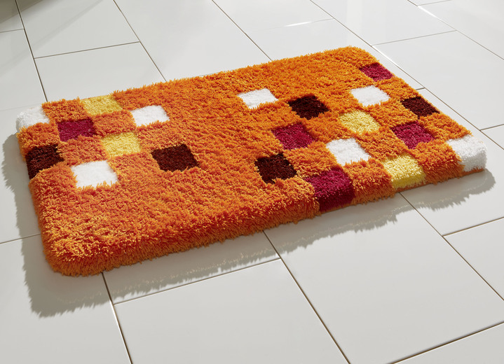 Badgarnituren - Badgarnitur mit latexierter, rutschhemmender Rückseite, in Größe 100 (Vorleger halbrund, 50/ 80 cm) bis 112 (WC-Deckelbezug, 47/ 50 cm), in Farbe BRAUN Ansicht 4