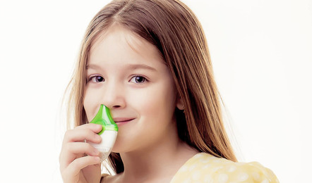 Medizinische Geräte & Technik  - Nasal Inhalator – Farbe WEISS-GRÜN – Ansicht  Medizinische Geräte & Technik  - Nasal Inhalator, in Farbe WEISS-GRÜN – Farbe WEISS-GRÜN – Ansicht