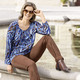 Shirts - Shirt mit Strasszier im Vorderteil – Farbe BLAU-BRAUN – Ansicht 2 Shirts - Shirt mit Strasszier im Vorderteil, in Größe 036 bis 046, in Farbe BLAU-BRAUN – Farbe BLAU-BRAUN – Ansicht 2