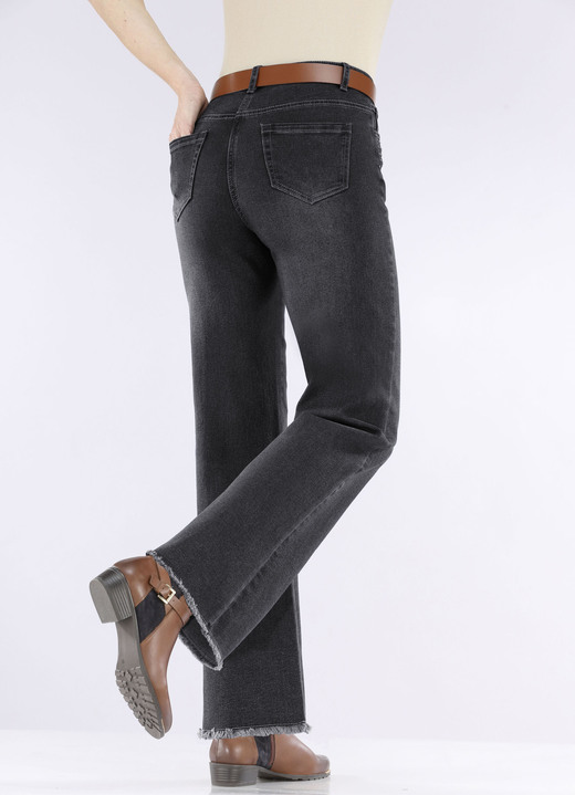 Hosen - Jeans mit angesagtem Fransensaum Ansicht 10 Hosen - Jeans mit angesagtem Fransensaum, in Größe 017 bis 050, in Farbe DUNKELBLAU Ansicht 10