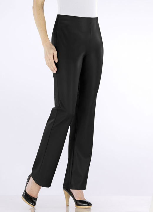 Hosen in Schlupfform - Hose mit ausgestellter Fußweite, in Größe 017 bis 052, in Farbe SCHWARZ Ansicht 3