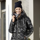Winterjacken - Funktionsjacke mit reflektierendem Print, in Größe 034 bis 052, in Farbe SCHWARZ – Farbe SCHWARZ – Ansicht 2
