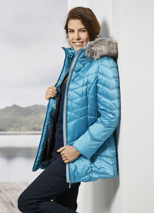 Winterjacken - Jacke mit abnehmbarem Kunstpelz-Besatz, in Größe 036 bis 052, in Farbe AQUAMARIN Ansicht 3