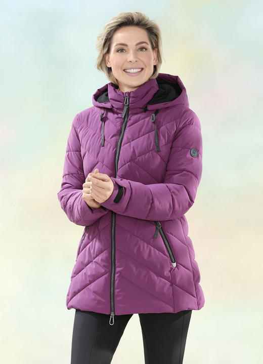 - Funktionsjacke mit abnehmbarer Kapuze, in Größe 036 bis 050, in Farbe VIOLETT Ansicht 2