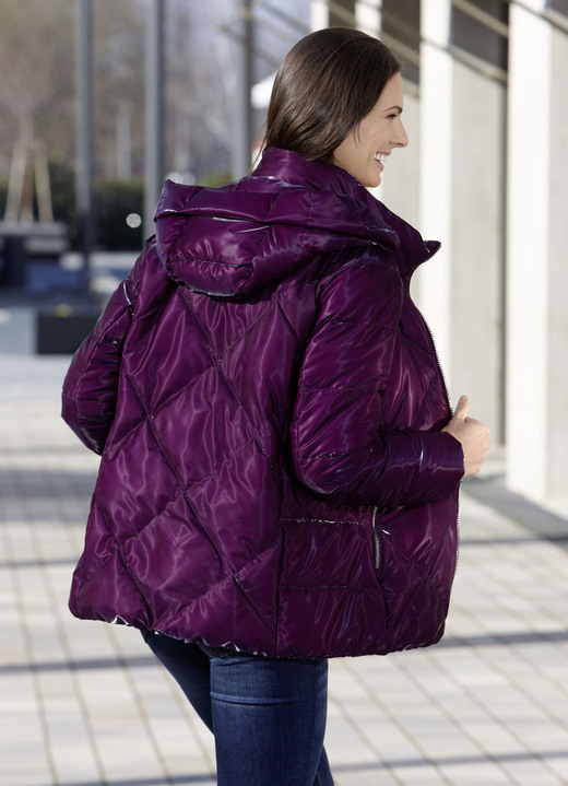 Jacken & Mäntel - Funktionsjacke mit abnehmbarer Kapuze Ansicht 3 Jacken & Mäntel - Funktionsjacke mit abnehmbarer Kapuze, in Größe 034 bis 048, in Farbe MAGENTA Ansicht 3