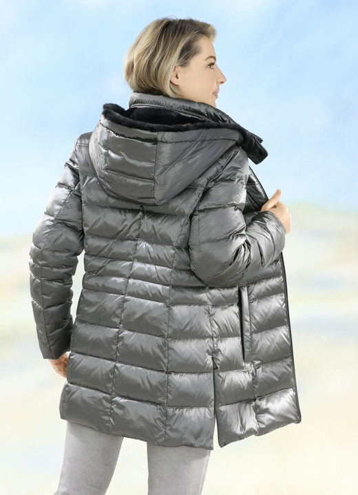 - Daunenjacke in 2 Farben, in Größe 036 bis 052, in Farbe TITAN Ansicht 4