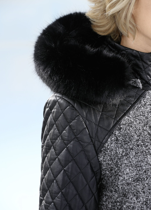 Wollmäntel - Kurzmantel im angesagten Materialmix, in Größe 034 bis 052, in Farbe GRAU-SCHWARZ-CREME Ansicht 3