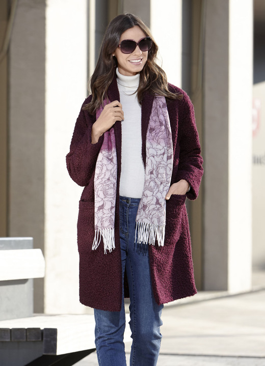 Jacken & Mäntel - Kurzmantel mit verdeckter Druckerleiste Ansicht 2 Jacken & Mäntel - Kurzmantel mit verdeckter Druckerleiste, in Größe 036 bis 054, in Farbe BEERE Ansicht 2