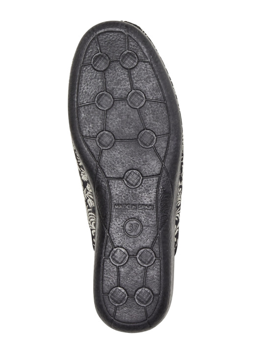 Hausschuhe - Laurina Pantoffel mit Blumen-Stickerei Ansicht 6 Hausschuhe - Laurina Pantoffel mit Blumen-Stickerei, in Größe 036 bis 042, in Farbe BORDEAUX Ansicht 6