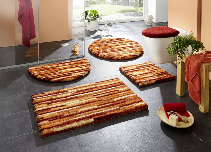 Badgarnituren - Badgarnitur  mit rutschhemmender Rückseite, in Größe 100 (Vorleger halbrund, 50/ 80 cm) bis 112 (WC-Deckelbezug, 47/ 50 cm), in Farbe BLAU Ansicht 5