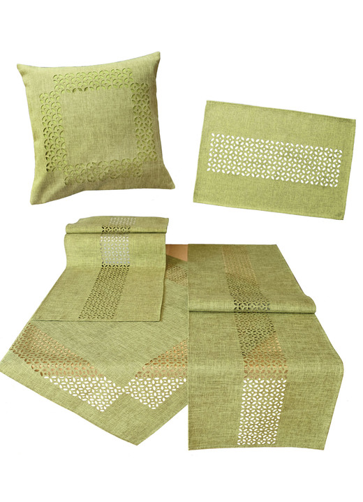 Tischdecken - Tischdecke mit dekorativer Lochstanzung Ansicht 9 Tischdecken - Tischdecke mit dekorativer Lochstanzung, in Größe 135 (2x Platzset, 30/ 45 cm) bis 404 (Kissenbezug, 40/ 40 cm), in Farbe WEISS Ansicht 9