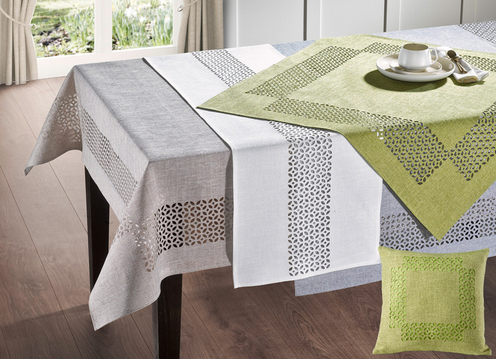 Tischdecken - Tischdecke mit dekorativer Lochstanzung Ansicht 5 Tischdecken - Tischdecke mit dekorativer Lochstanzung, in Größe 135 (2x Platzset, 30/ 45 cm) bis 404 (Kissenbezug, 40/ 40 cm), in Farbe WEISS Ansicht 5