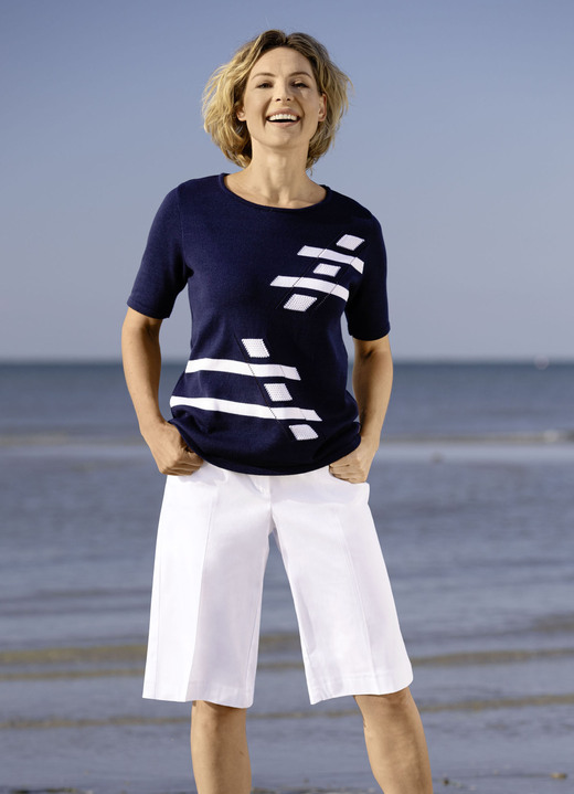 Pullover - Pulli mit Intarsien-Vorderteil Ansicht 2 Pullover - Pulli mit Intarsien-Vorderteil, in Größe 038 bis 054, in Farbe MARINE-WEISS Ansicht 2