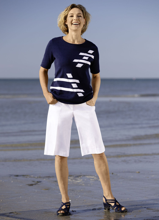 7/8-Hosen, Capris, Bermudas - Bermudas, in Größe 036 bis 052, in Farbe MARINE Ansicht 4