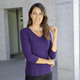 3/4-Arm - Shirt mit V-Ausschnitt in 10 Farben – Farbe LILA 3/4-Arm - Shirt mit V-Ausschnitt in 10 Farben, in Größe 034 bis 052, in Farbe HONIG