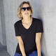 Kurzarm - Shirt mit hohem Tragekomfort in 10 Farben – Farbe SCHWARZ Kurzarm - Shirt mit hohem Tragekomfort in 10 Farben, in Größe 034 bis 052, in Farbe HELLBLAU