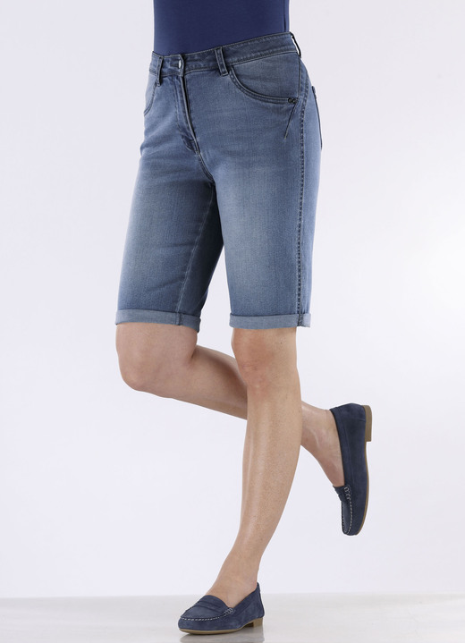 Hosen - Bermudas mit Push-up-Effekt, in Größe 034 bis 052, in Farbe DUNKELBLAU Ansicht 15