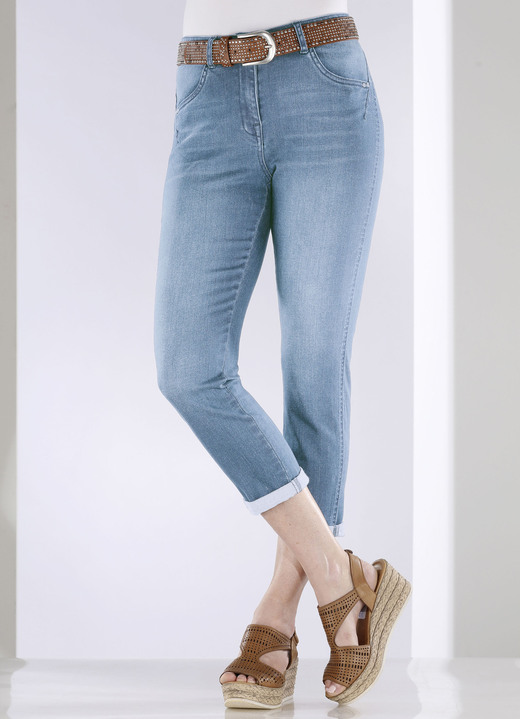 Hosen mit Knopf- und Reißverschluss - Jeans mit Push-up-Effekt Ansicht 12 Hosen mit Knopf- und Reißverschluss - Jeans mit Push-up-Effekt, in Größe 017 bis 052, in Farbe JEANSBLAU Ansicht 12