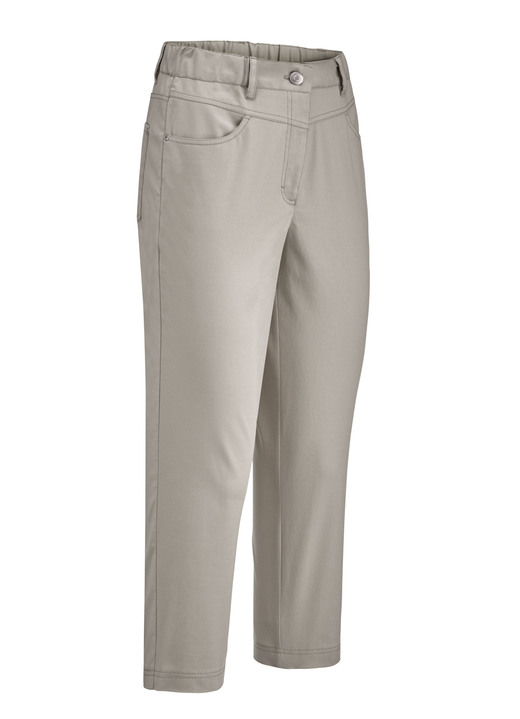 Hosen mit Knopf- und Reißverschluss - Caprihose in 4-Pocket-Form Ansicht 15 Hosen mit Knopf- und Reißverschluss - Caprihose in 4-Pocket-Form, in Größe 018 bis 052, in Farbe HELLBLAU Ansicht 15