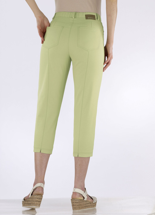 Hosen mit Knopf- und Reißverschluss - Caprihose in 4-Pocket-Form Ansicht 7 Hosen mit Knopf- und Reißverschluss - Caprihose in 4-Pocket-Form, in Größe 018 bis 052, in Farbe HELLBLAU Ansicht 7