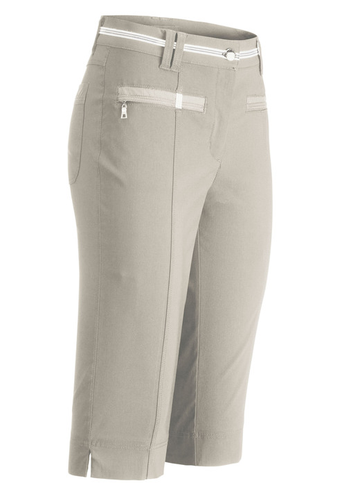 Hosen mit Knopf- und Reißverschluss - Aufwendig gearbeitete Bermudas Ansicht 7 Hosen mit Knopf- und Reißverschluss - Aufwendig gearbeitete Bermudas, in Größe 034 bis 052, in Farbe TÜRKIS Ansicht 7