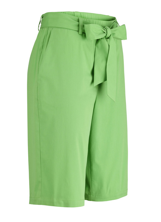 Hosen - Bermudas mit Stoffbindeband, in Größe 036 bis 052, in Farbe SCHWARZ Ansicht 4