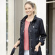 Lang - Longjacke mit Gürtel in Trench-Optik – Farbe SCHWARZ – Ansicht 5 Lang - Longjacke mit Gürtel in Trench-Optik, in Größe 036 bis 052, in Farbe SCHWARZ – Farbe SCHWARZ – Ansicht 5