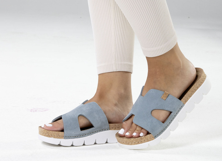 Sandaletten & Pantoletten - ELENA EDEN, sommerliche Damen-Pantoletten, aus Leder, in Größe 036 bis 042, in Farbe BLEU Ansicht 4