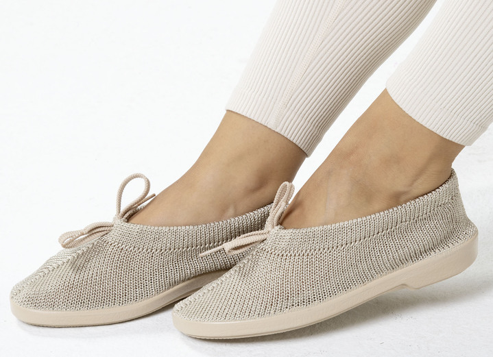 Slipper & Schnürschuhe - Slipper aus elastischem Strickmaterial mit Schnürung, in Größe 036 bis 042, in Farbe MARINE Ansicht 7