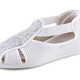 Slipper & Schnürschuhe - Slipper mit luftigen Durchbrüchen – Farbe WEISS – Ansicht 1 Slipper & Schnürschuhe - Slipper mit luftigen Durchbrüchen, in Größe 036 bis 042, in Farbe WEISS – Farbe WEISS – Ansicht 1