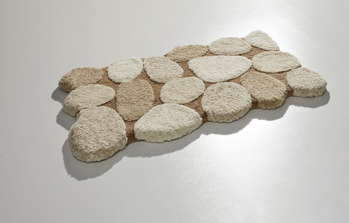 Badgarnituren - Badgarnitur mit rutschhemmender Rückseite Ansicht 4 Badgarnituren - Badgarnitur mit rutschhemmender Rückseite, in Größe 100 (Vorleger halbrund, 50/ 80 cm) bis 112 (WC-Deckelbezug, 47/ 50 cm), in Farbe GRAU Ansicht 4