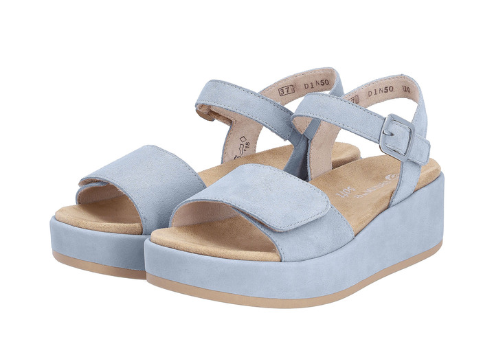 Sandaletten & Pantoletten - Sandale aus Samtveloursleder, in Größe 036 bis 042, in Farbe HELLBLAU Ansicht 6