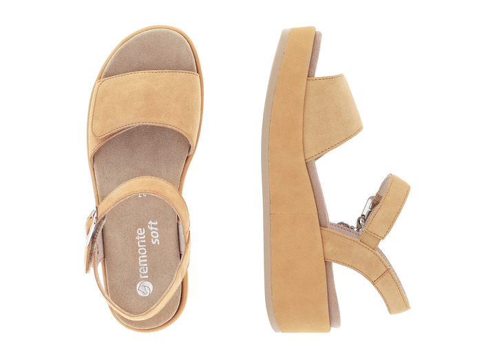 Sandaletten & Pantoletten - Sandale aus Samtveloursleder, in Größe 036 bis 042, in Farbe HELLBLAU Ansicht 15