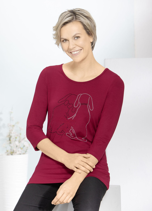 Shirts mit Strass - Ansprechendes Shirt mit Strasszier, in Größe 036 bis 054, in Farbe BORDEAUX
