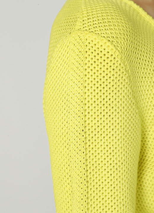 Langarm - Pullover in dekorativer Struktur, in Größe 038 bis 052, in Farbe GELB Ansicht 5