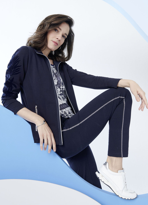 - Sweatjacke mit floralem Druck, in Größe 038 bis 052, in Farbe MARINE Ansicht 2