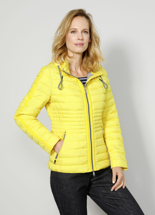 - Steppjacke mit recyceltem Materialanteil, in Größe 038 bis 052, in Farbe ZITRONENGELB Ansicht 3