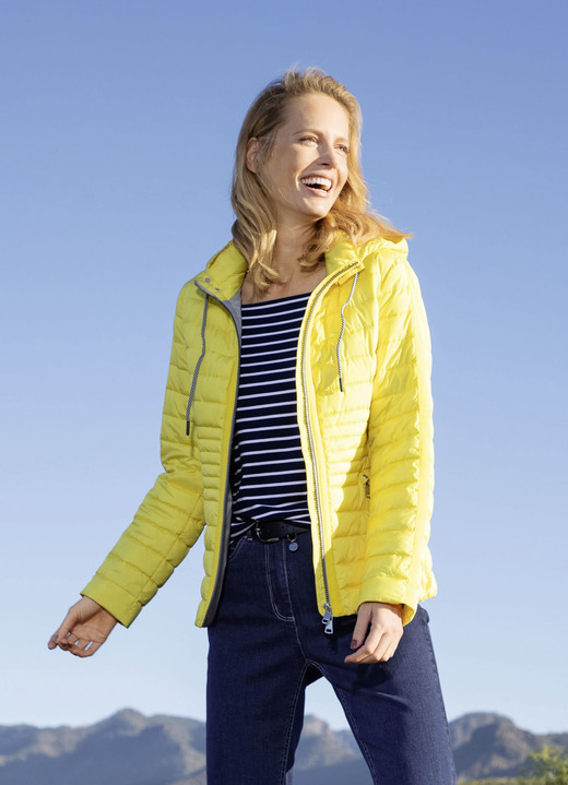 - Steppjacke mit recyceltem Materialanteil, in Größe 038 bis 052, in Farbe ZITRONENGELB Ansicht 2