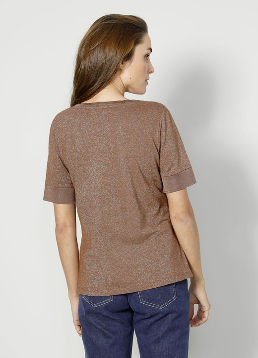 Shirts - Shirt in leicht taillierter Form Ansicht 2 Shirts - Shirt in leicht taillierter Form, in Größe 038 bis 048, in Farbe BRAUN Ansicht 2