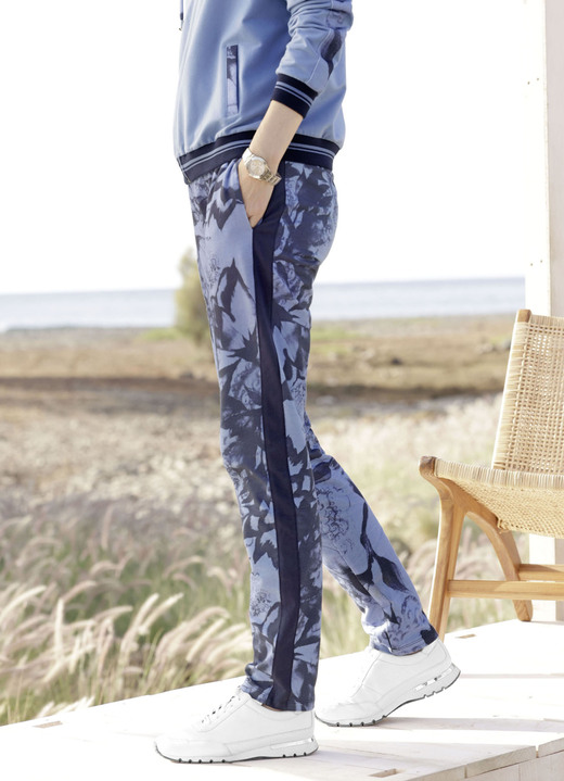 SALE - Hose mit seitlichem Galon-Streifen, in Größe 019 bis 052, in Farbe HELLBLAU-MARINE Ansicht 3