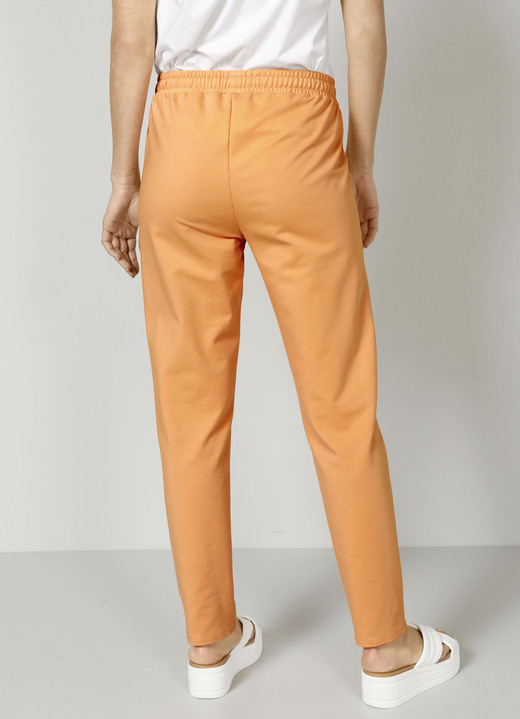 Hosen - Hose im Joggpant-Style, in Größe 038 bis 052, in Farbe PFIRSICH Ansicht 4