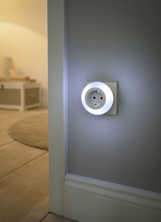 Praktische Hilfsmittel - LED-Nachtlichtsteckdose, in Farbe WEISS Ansicht 1