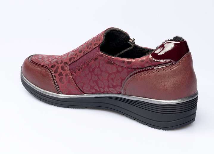 Komfortschuhe - Stylischer Halbschuh im Leo-Look, in Größe 036 bis 042, in Farbe BORDEAUX Ansicht 2