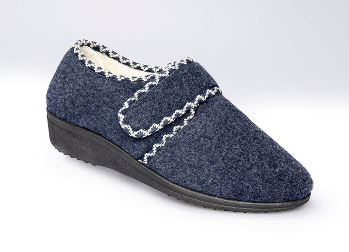 Hausschuhe - Kuschelige Hausschuhe mit flauschigem Innenfutter, in Größe 036 bis 042, in Farbe GRAU Ansicht 4