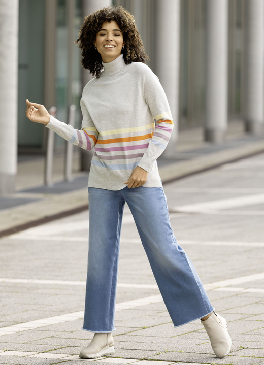Hosen mit Knopf- und Reißverschluss - Jeans mit modischer Beinweite, in Größe 018 bis 052, in Farbe JEANSBLAU Ansicht 6