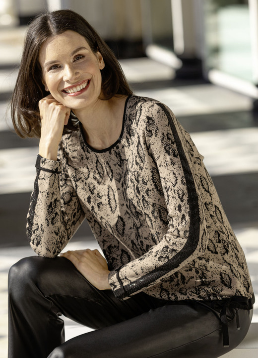 Pullover & Strickmode - Pullover mit edler Schmucksteinzier Ansicht 2 Pullover & Strickmode - Pullover mit edler Schmucksteinzier, in Größe 038 bis 052, in Farbe BEIGE-SCHWARZ Ansicht 2