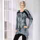Langarm - Longshirt in aktueller Batik-Optik in 2 Farben, in Größe 038 bis 056, in Farbe LILA BATIK – Farbe GRAU BATIK – Ansicht 1