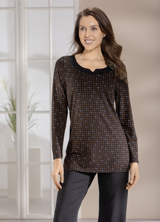 Langarm - Shirt mit raffiniertem Halsausschnitt Ansicht 2 Langarm - Shirt mit raffiniertem Halsausschnitt, in Größe 038 bis 054, in Farbe SCHWARZ-MESSING Ansicht 2